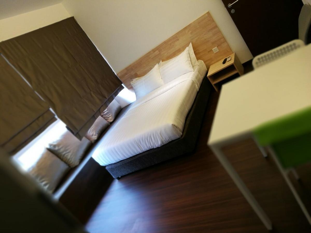 Coffea Garden Cafe & Stay ملقا المظهر الخارجي الصورة